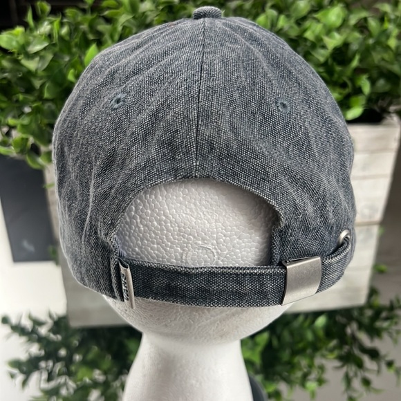 Vans classic style blue denim hat - Picture 3 of 11